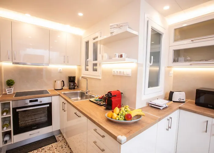 Daire Bethy's Corfu Harbour Apts