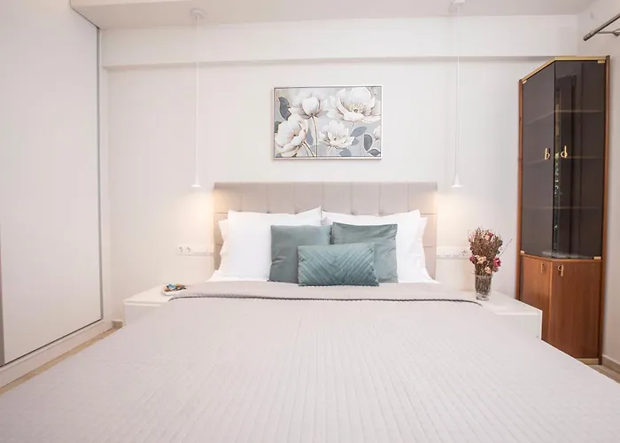 Bethy's Corfu Harbour Apts Daire *