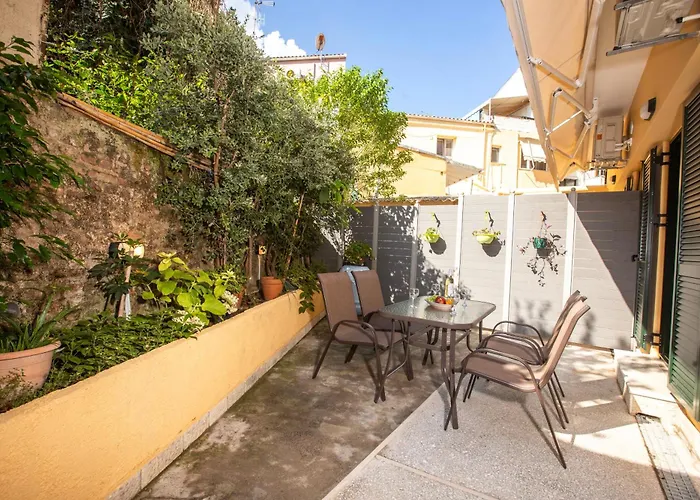 Daire Bethy's Corfu Harbour Apts
