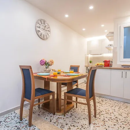 Bethy's Corfu Harbour Apts * Corfu (city)