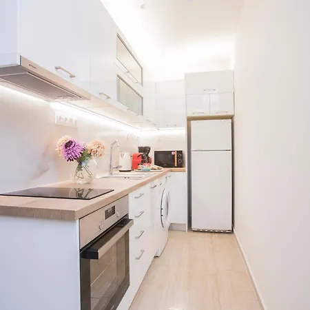 Bethy's Corfu Harbour Apts Apartamento *